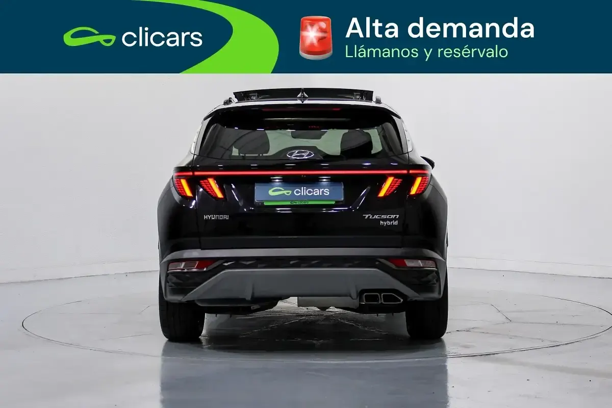 Usado Hyundai Tucson 136 CV (100 kW) 2023 Negro SUV