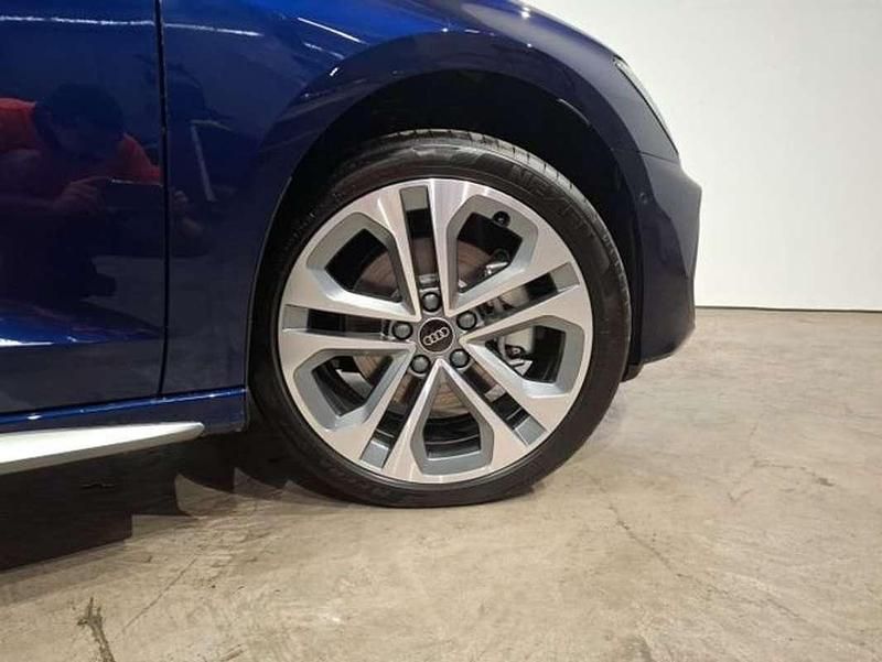 Usado Audi A3 S-Line 204 CV (150 kW) 2025 Azul Berlina