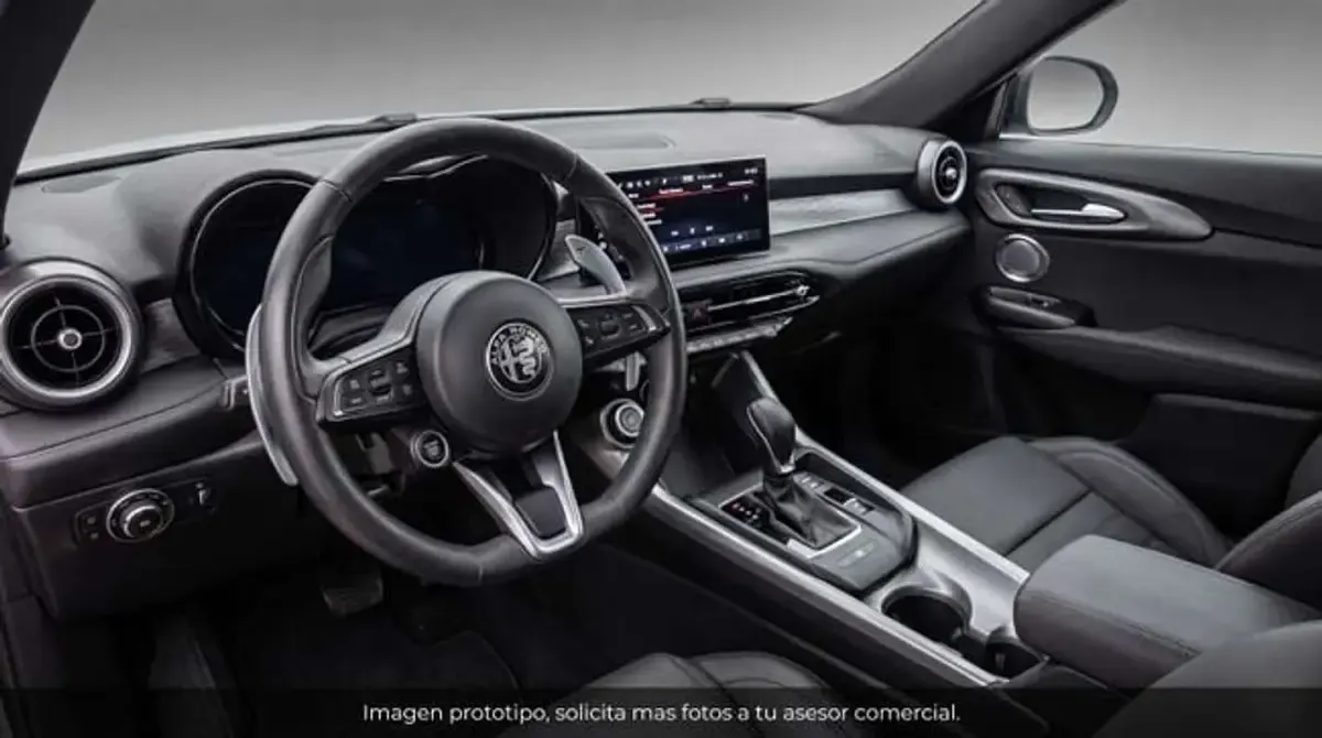 Usado Alfa Romeo Tonale Sprint 131 CV (96 kW) 2024 Gris SUV