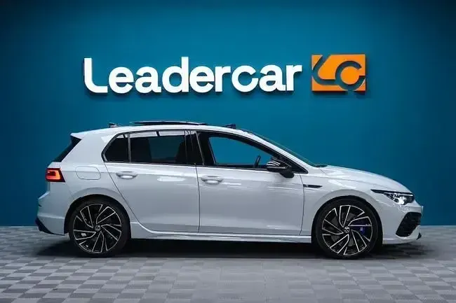 Usado VW Golf VIII R 320 CV (235 kW) 2023 Blanco Berlina