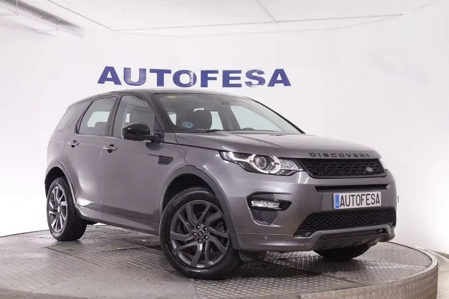 Usado Land Rover Discovery Sport SE 150 CV (110 kW) 2020 Gris / plata SUV