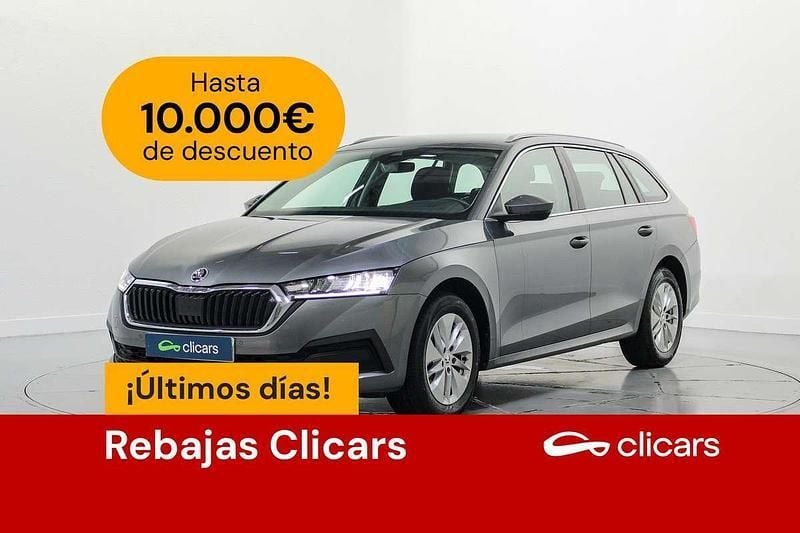 Gris Usado 2022 Skoda Octavia Ambition Familiar | 19.990 € (Precio justo) - Imagen 1/4