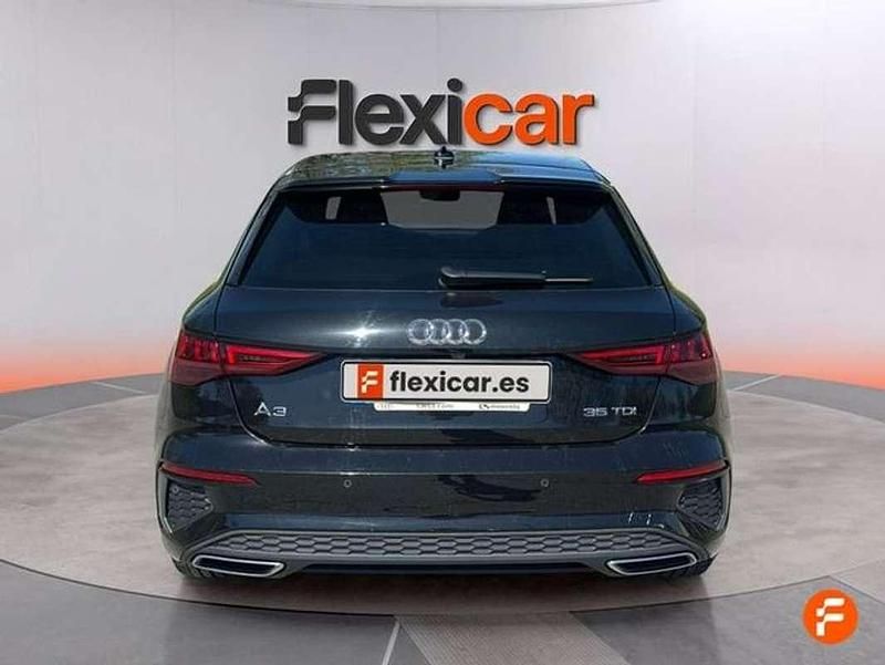 Usado Audi A3 S-Line 150 HP (110 kW) 2022 Preto Sedan