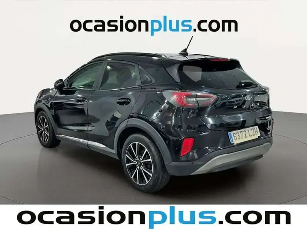 Usado Ford Puma Titanium 125 CV (91 kW) 2022 Negro SUV