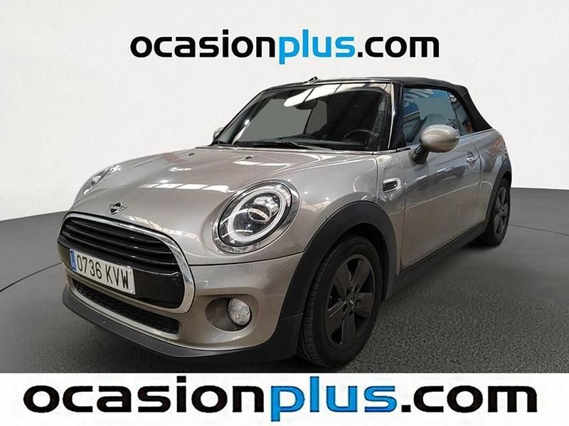 Usado Mini Cooper D 116 CV (85 kW) 2019 Gris plata Utilitario