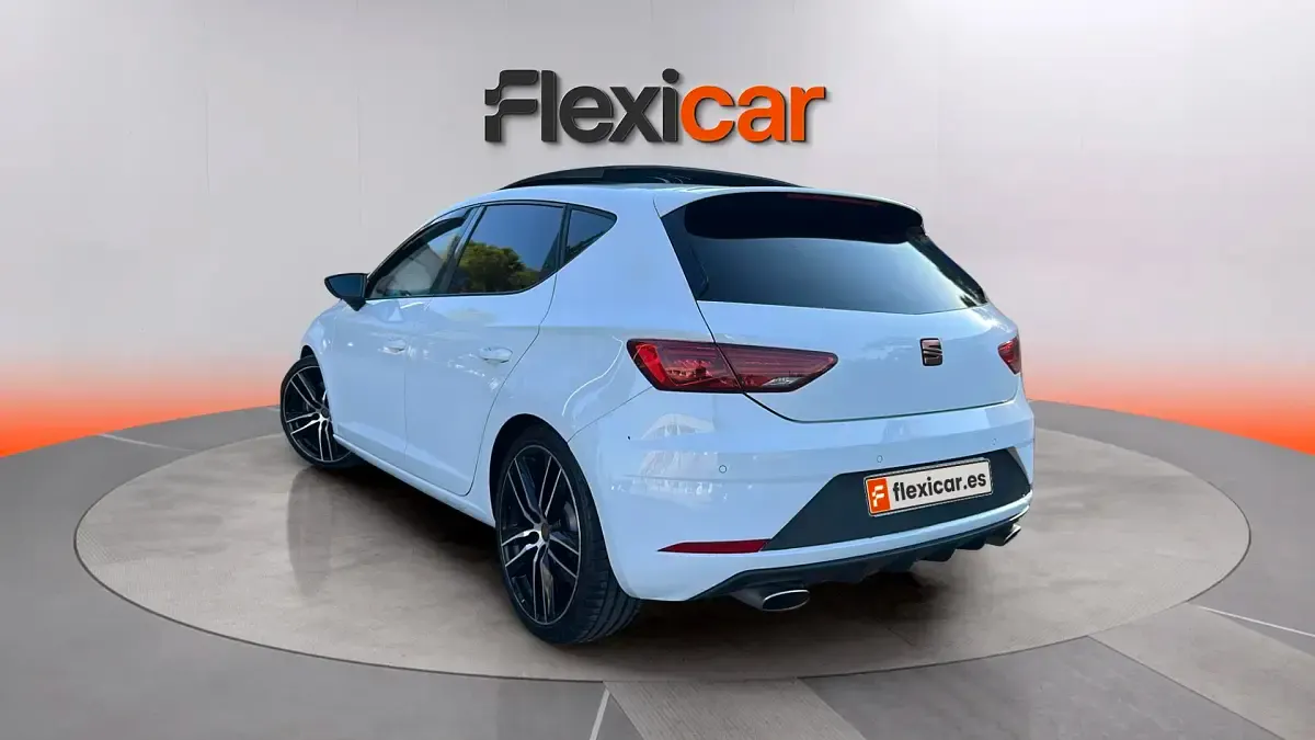 Usado Seat Leon CUPRA 290 CV (213 kW) 2019 Blanco Berlina