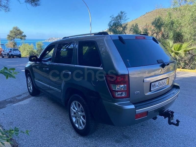 Usado Jeep Grand Cherokee Overland 218 CV (160 kW) 2007 Negro SUV