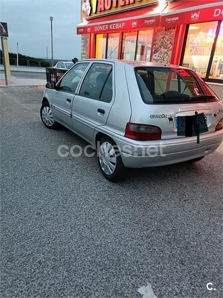 Usado Citroën Saxo Furio 58 CV (42 kW) 2002 Gris / plata Utilitario