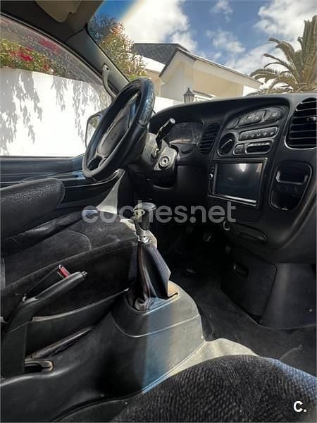 Usado Hyundai H-1 140 CV (102 kW) 2003 Gris / plata Monovolumen