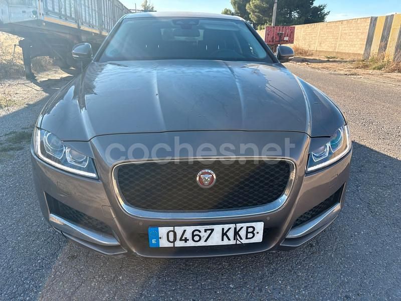 Marrón Usado 2018 Jaguar XF Prestige Berlina | 12.999 € (Super precio) - Imagen 1/4