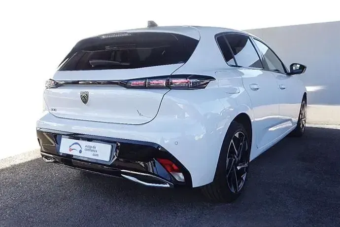 Usado Peugeot 308 Allure 130 CV (95 kW) 2022