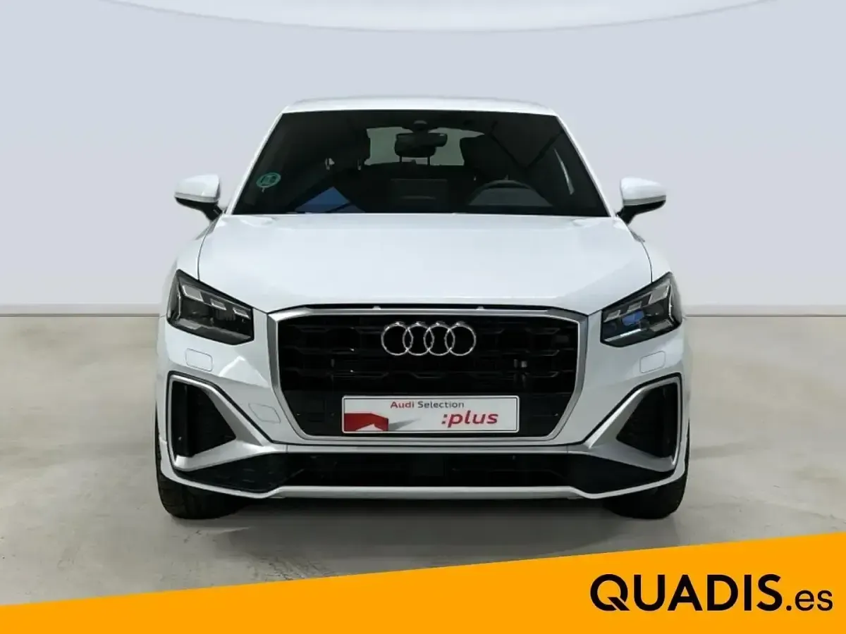 Usado Audi Q2 S-Line 150 CV (110 kW) 2025 Blanco SUV