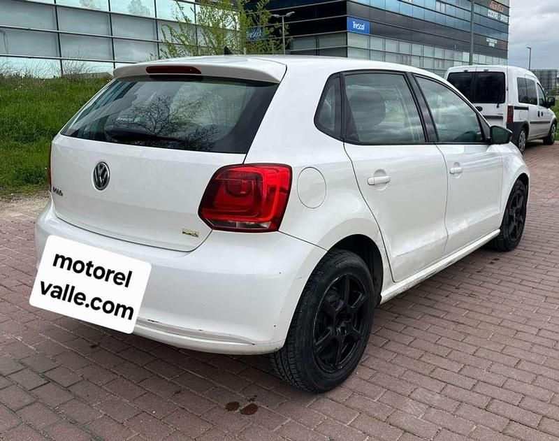 Usado VW Polo Advance 69 CV (50 kW) 2012 Blanco Utilitario