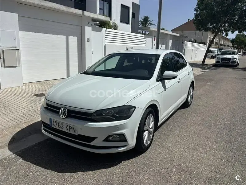 Usado VW Polo Sportline 115 CV (84 kW) 2018 Blanco Utilitario
