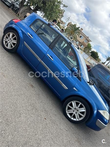 Usado Renault Mégane II 115 CV (84 kW) 2003 Azul Berlina