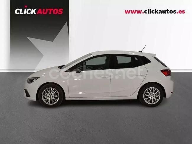 Usado Seat Ibiza FR 115 CV (84 kW) 2025 Blanco Berlina