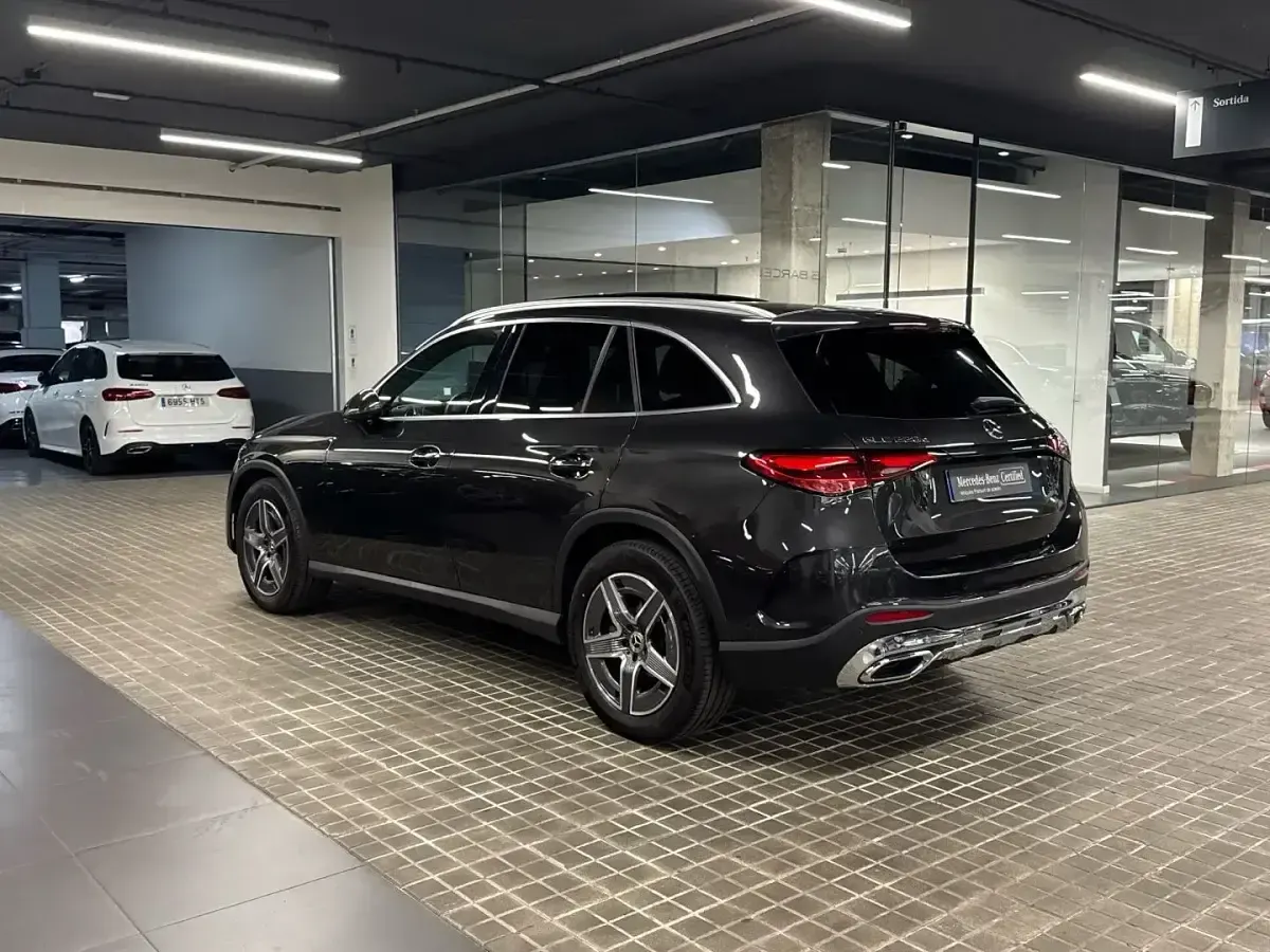 Usado Mercedes GLC220 197 CV (144 kW) 2025 Gris SUV