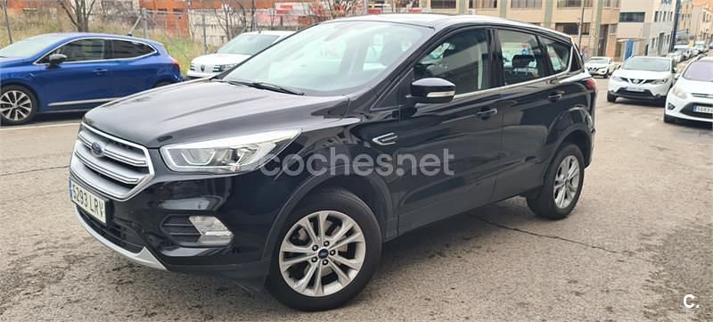 Negro Usado 2018 Ford Kuga Titanium SUV | 12.900 € (Super precio) - Imagen 1/4
