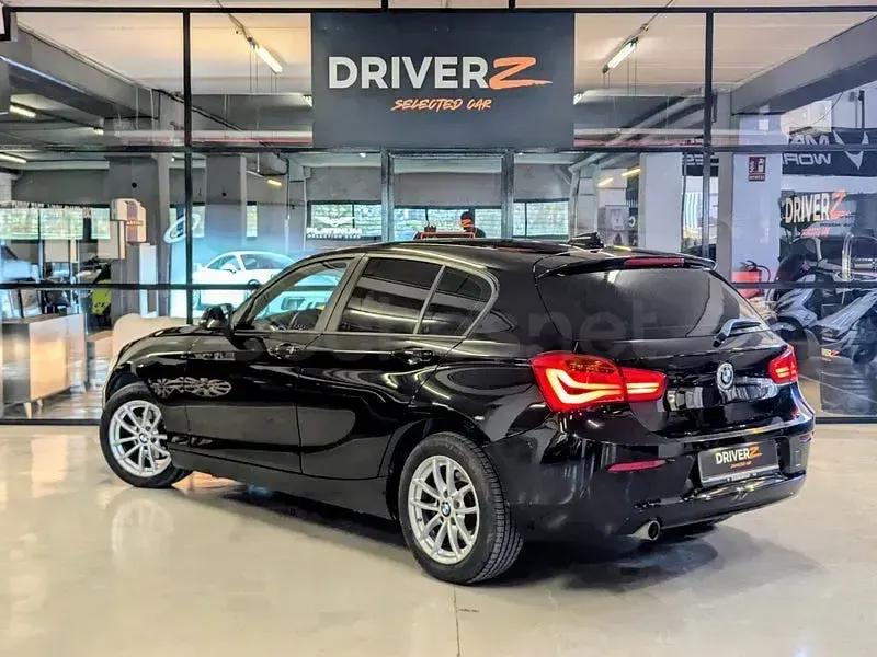 Usado BMW 118 136 CV (100 kW) 2017 Negro Utilitario