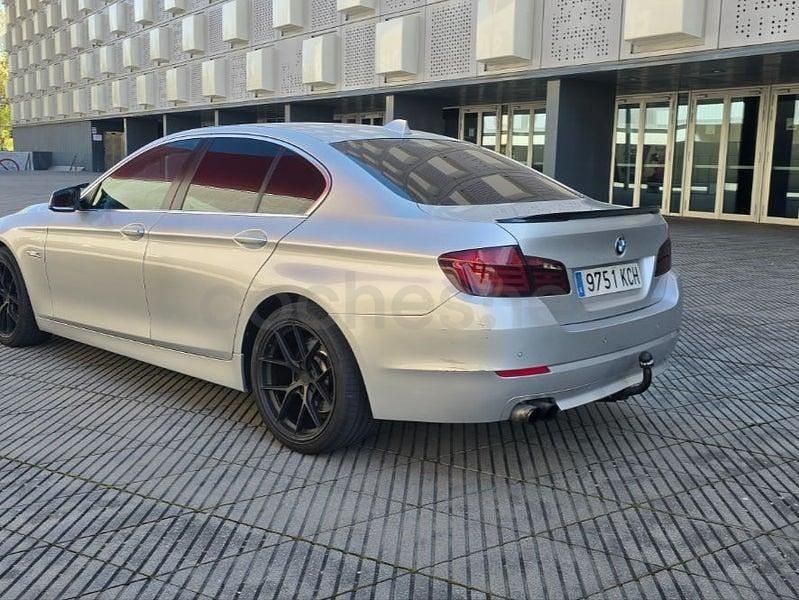 Usado BMW 520 184 CV (135 kW) 2010 Gris / plata Berlina