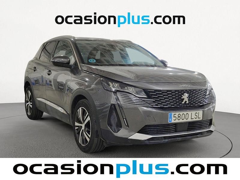Usado Peugeot 3008 Allure 130 CV (95 kW) 2021 Gris Recogida