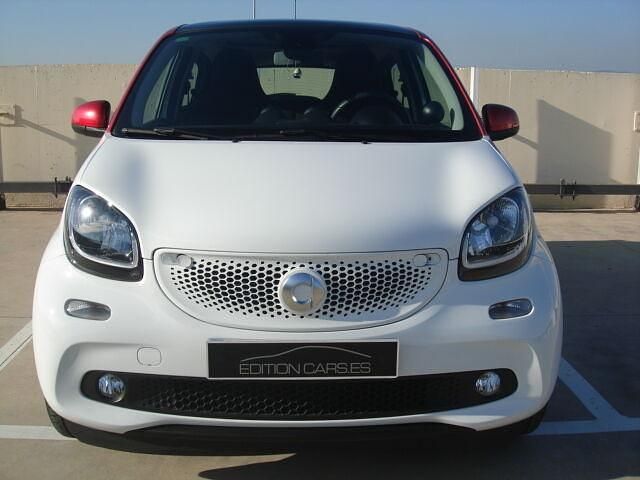Usado Smart ForFour Passion 90 CV (66 kW) 2016 Blanco Utilitario