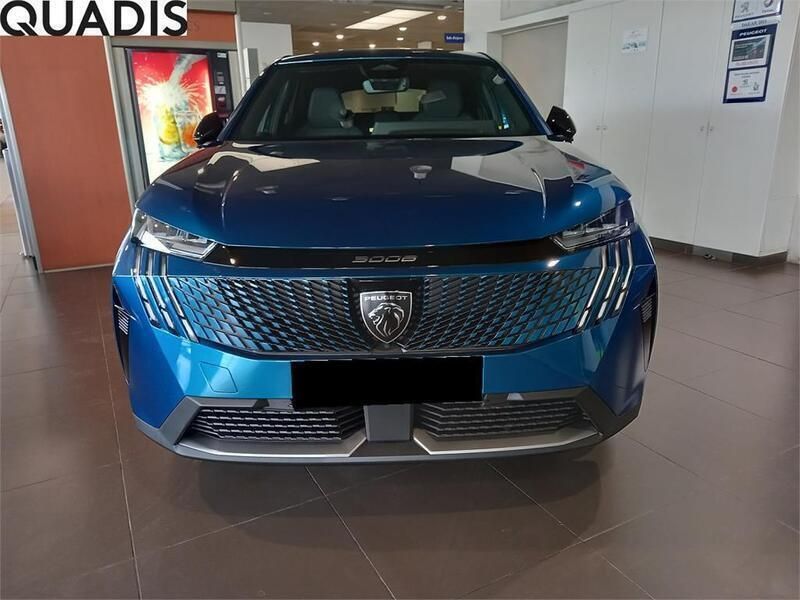 Usado Peugeot 3008 Allure 136 CV (100 kW) 2024 Azul SUV