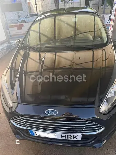 Usado Ford Fiesta Trend 75 CV (55 kW) 2013 Negro Berlina