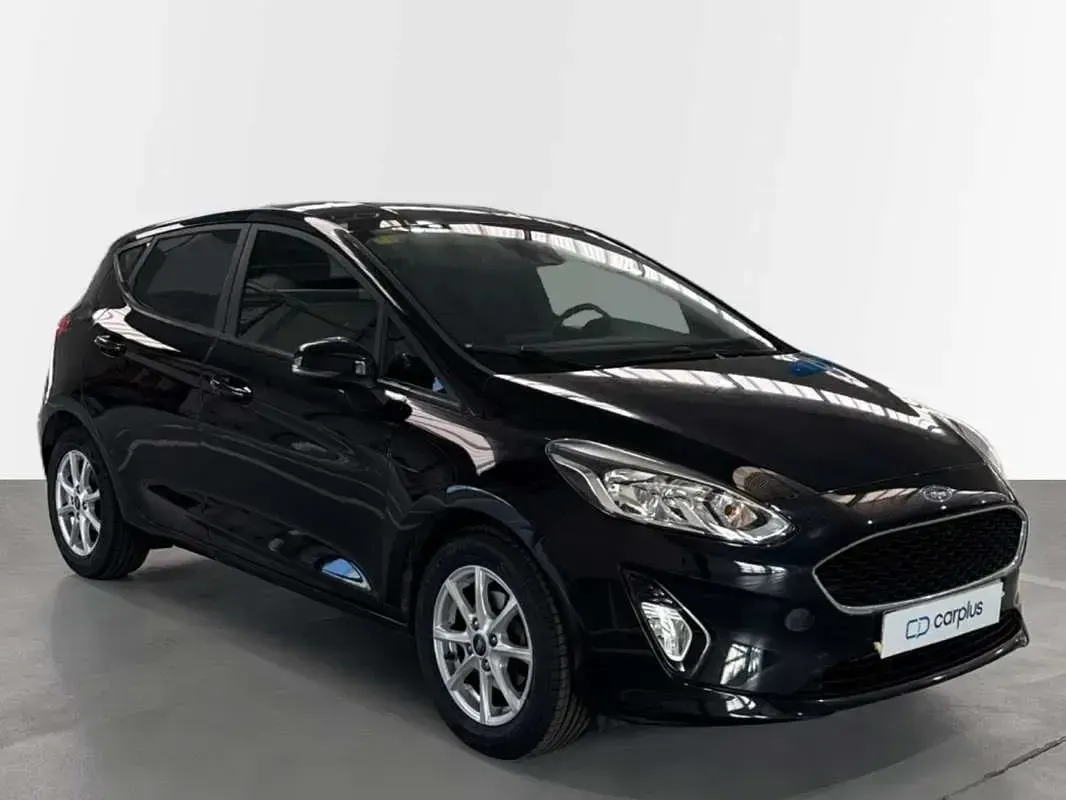 Usado Ford Fiesta Trend 86 CV (63 kW) 2018 Negro Utilitario