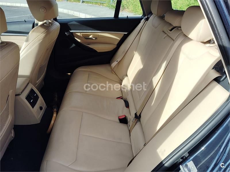 Usado BMW 318 Luxury Line 150 CV (110 kW) 2017 Azul Familiar