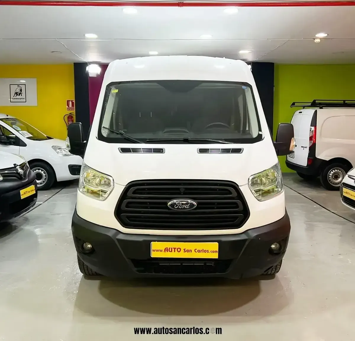 Usado Ford Transit Trend 155 CV (114 kW) 2016 Blanco Familiar