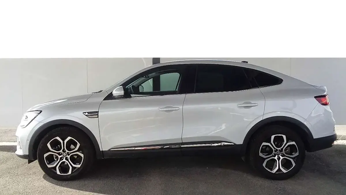 Usado Renault Arkana Zen 145 CV (106 kW) 2022 SUV