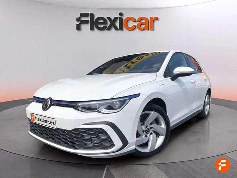 Usado VW Golf VIII GTE 245 CV (180 kW) 2021 Blanco Utilitario