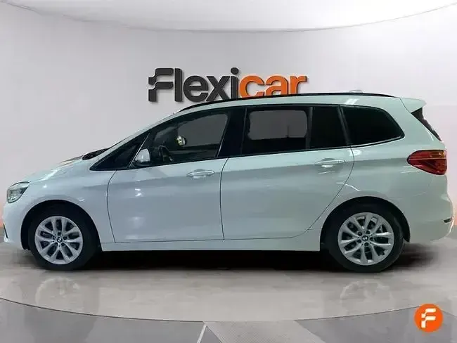 Begagnad BMW 220 190 HK (139 kW) 2018 Vit