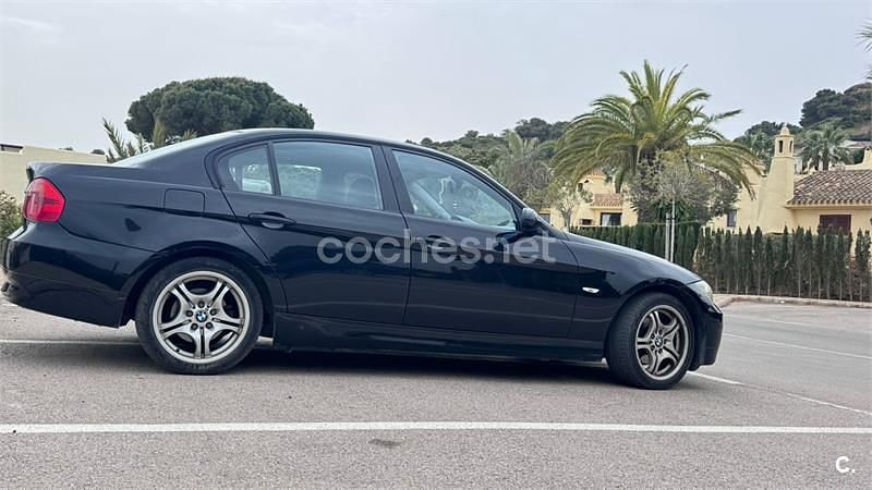 Usado BMW 318 129 CV (94 kW) 2008 Negro Berlina