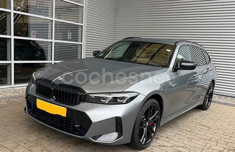 Usado BMW 330e M Sport 292 CV (214 kW) 2023 Gris / plata Familiar
