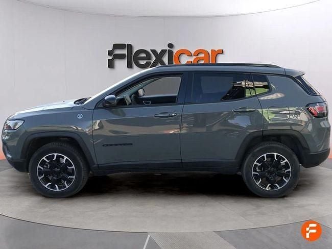 Usado Jeep Compass Trailhawk 240 CV (176 kW) 2023 Gris SUV
