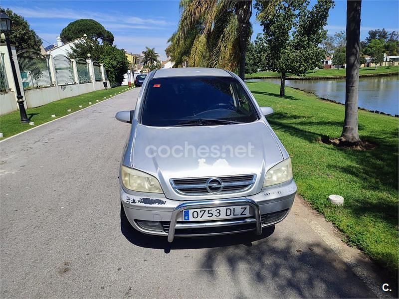 Usado Opel Zafira 125 CV (91 kW) 2005 Gris / plata Monovolumen