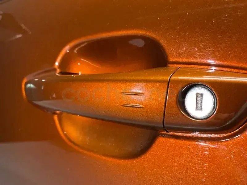 Usado Citroën C4 Feel 110 CV (80 kW) 2022 Naranja Berlina
