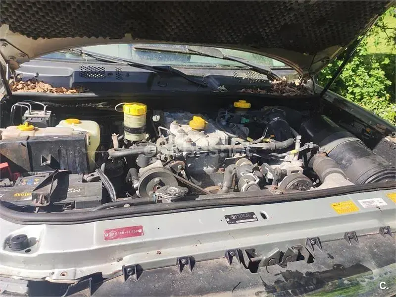 Usado Tata Safari 115 CV (84 kW) 2007 Gris / plata SUV