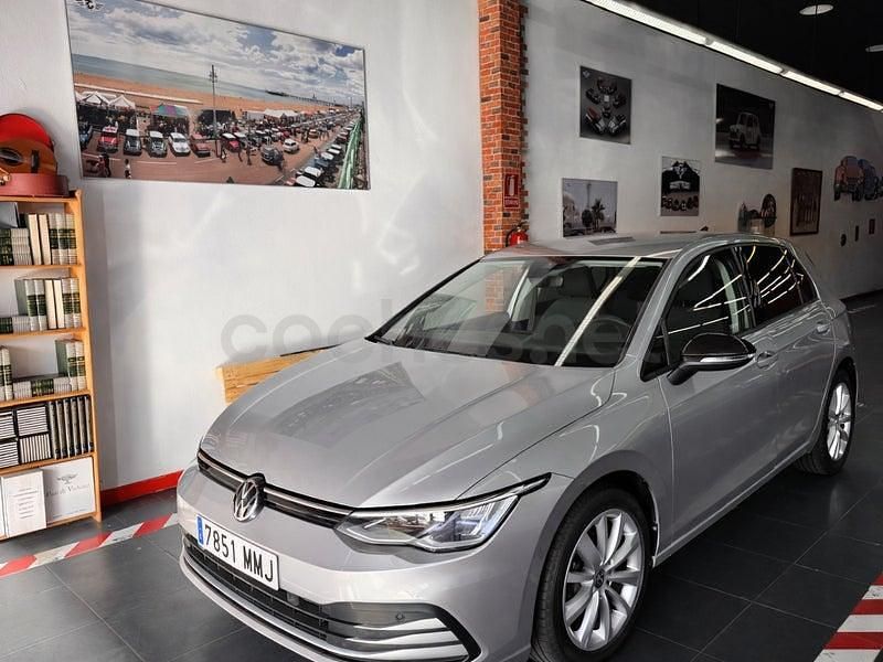 Occasion VW Golf VIII 110 ch (80 kW) 2023 Gris Berline