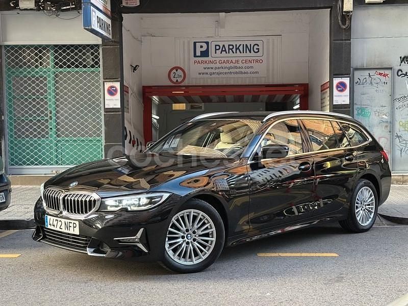 Negro Usado 2020 BMW 318 Familiar | 22.995 € (Caro) - Imagen 1/4