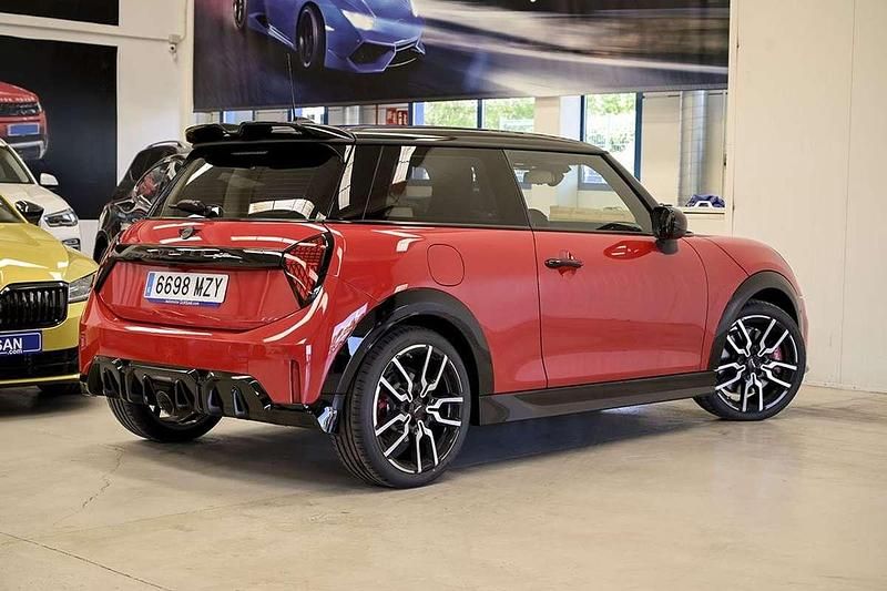 Nuevo Mini John Cooper Works 234 CV (172 kW) 2025 Rojo Utilitario