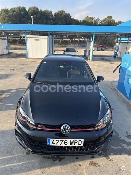 Usado VW Golf VII GTI 245 CV (180 kW) 2018 Negro Berlina
