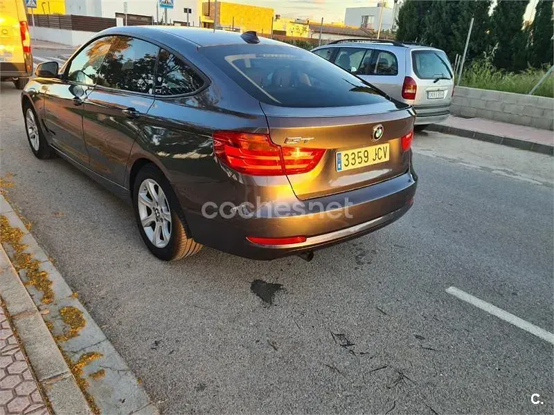 Usado BMW 320 184 CV (135 kW) 2015 Gris / plata Berlina