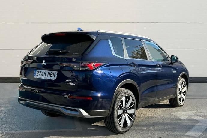 Usado Mitsubishi Outlander 306 CV (225 kW) 2024 SUV