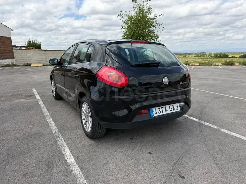 Usado Fiat Bravo Active 90 CV (66 kW) 2011 Negro Utilitario