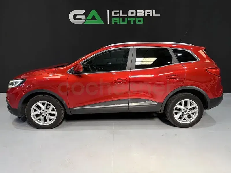 Usado Renault Kadjar Zen 130 CV (95 kW) 2015 Granate SUV