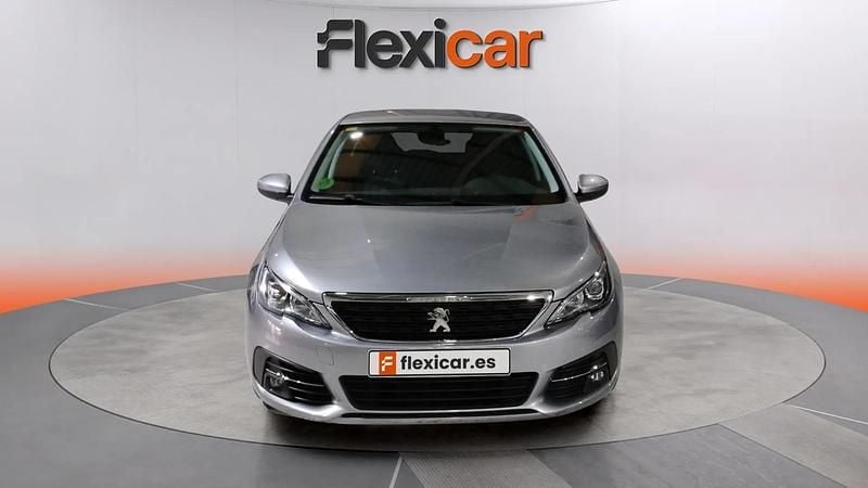 Usado Peugeot 308 Style 131 CV (96 kW) 2020 Gris Utilitario