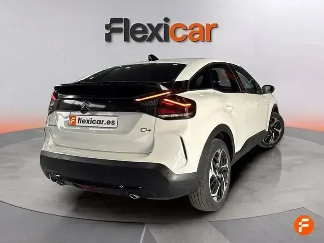 Usado Citroën C4 Feel 130 CV (95 kW) 2023 Blanco SUV